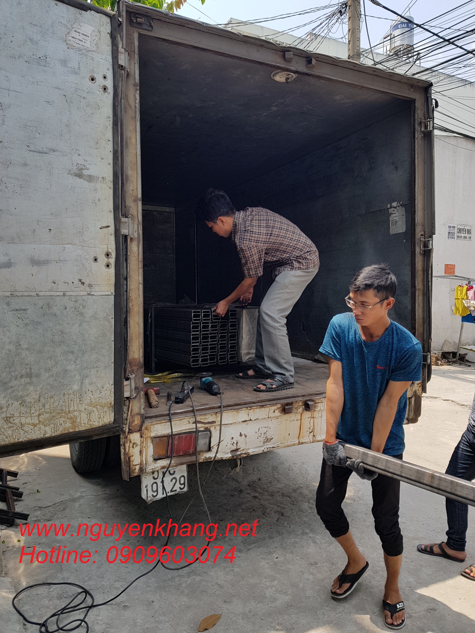 Nhập về lô hàng Xích tải, Cung ray - Vật tư băng tải phụ kiện móc treo các loại